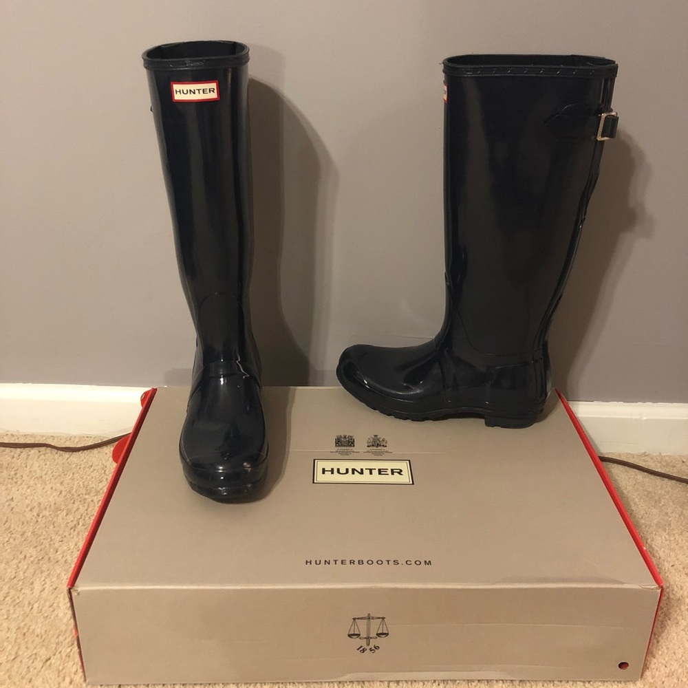 Hunter boots size 8